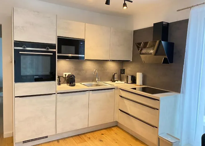 Apartment 2-room 150m To Metro Vienna